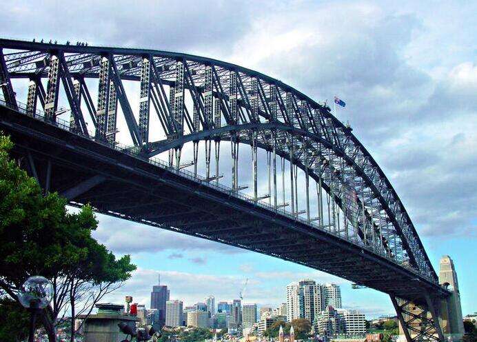 ���̰���